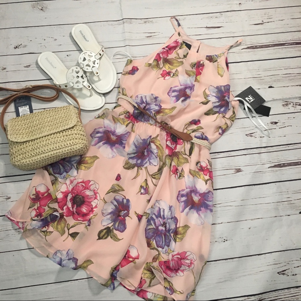 NWT IZ Byer floral dress